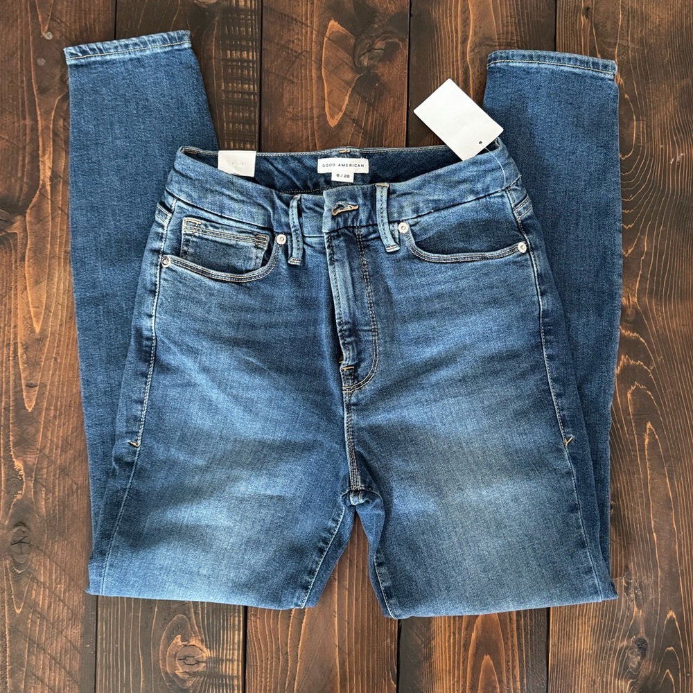 Good American Jeans size 6 NWT